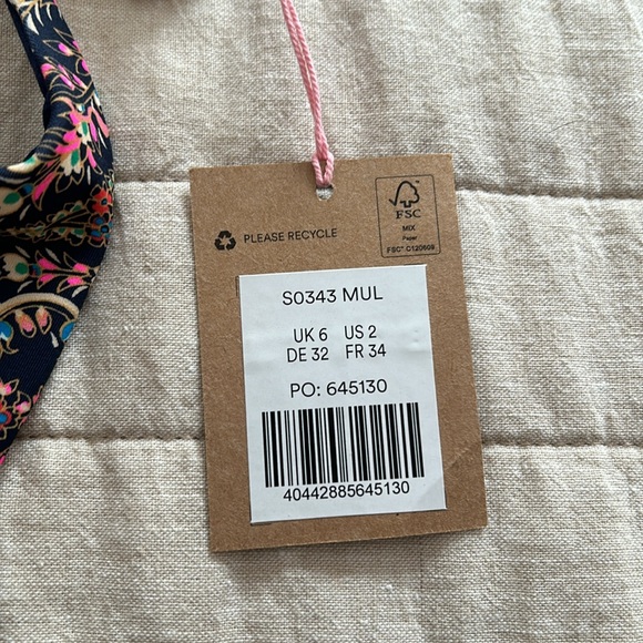 Boden Ruched V-neck one-piece swimsuit - Picture 6 of 9